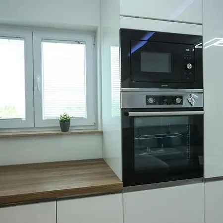 Ante With Private Pool