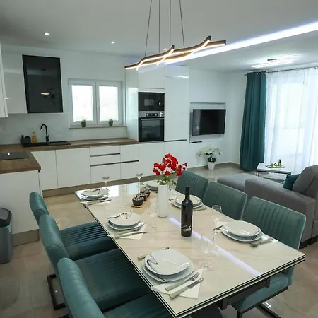 וילה Ante With Private Pool