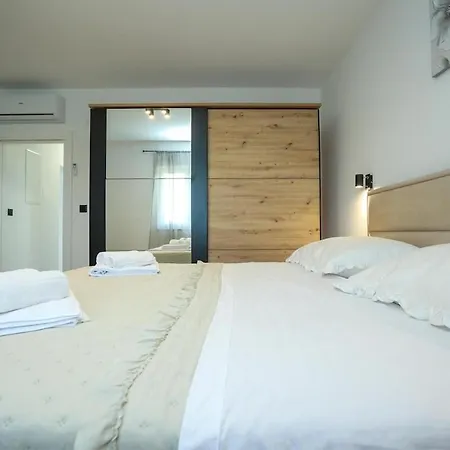 וילה Ante With Private Pool