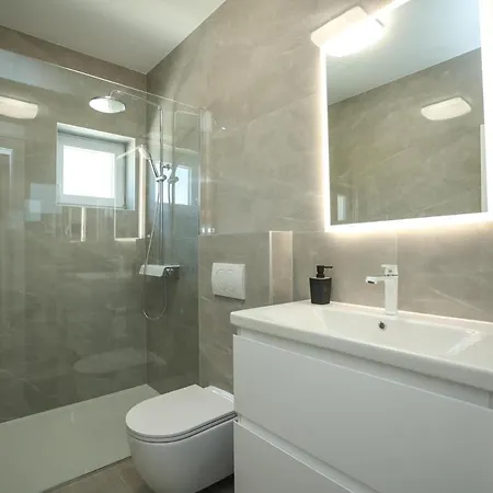 Ante With Private Pool Donje Rastane