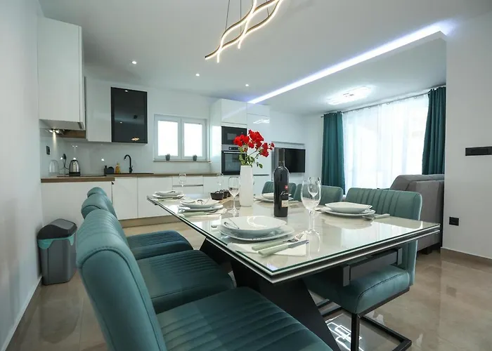 Ante With Private Pool * Donje Rastane