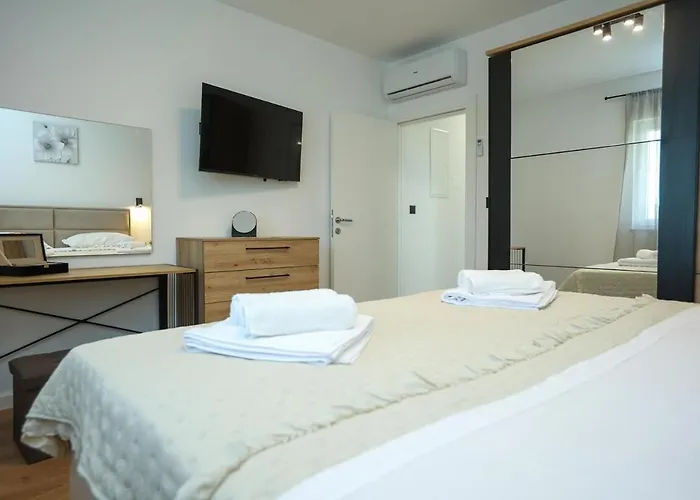 Ante With Private Pool