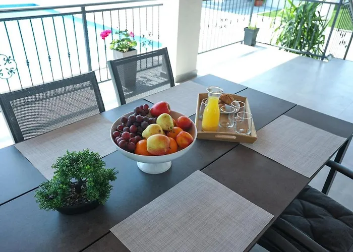 Ante With Private Pool فيلة *