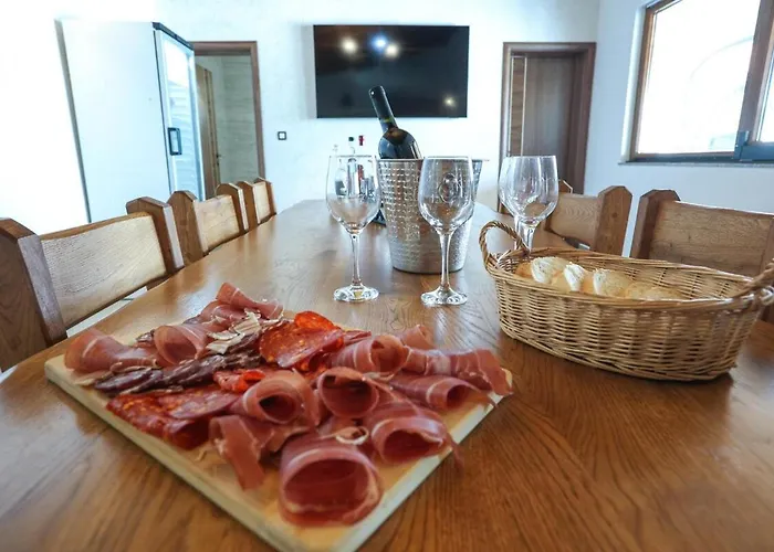 فيلة Ante With Private Pool