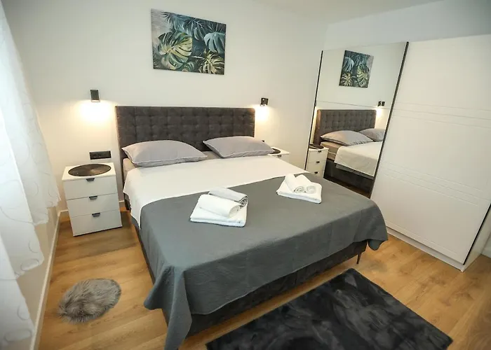 فيلة Ante With Private Pool