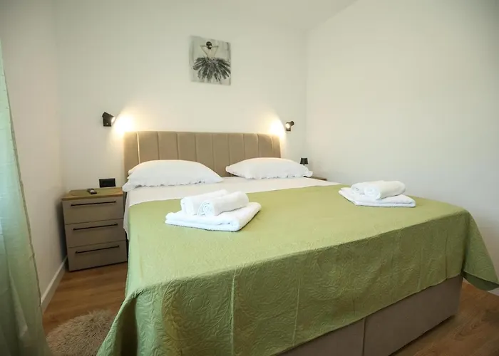 Ante With Private Pool * Donje Rastane