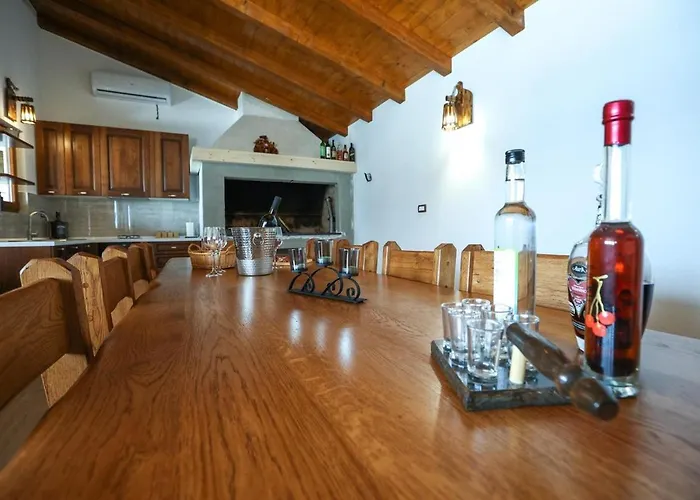 Ante With Private Pool Vila Donje Rastane