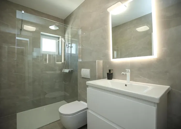 Ante With Private Pool Donje Rastane